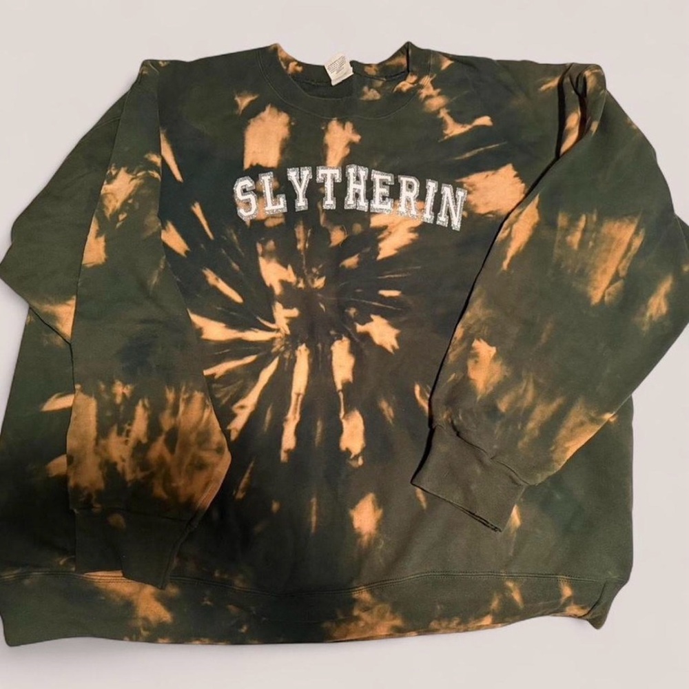 Slytherin Tie-Dye Crewneck Sweatshirt